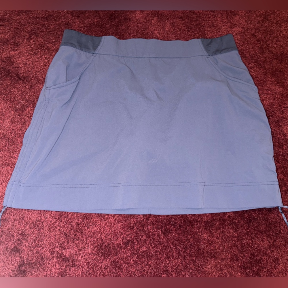 Columbia Omniwick skirt built in shorts gray blue color women’s XL